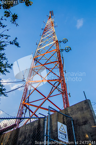 Image of communications tower on the mountain