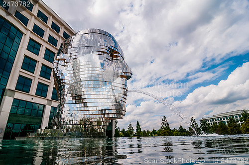 Image of Metalmorphosis Mirror Fountain by, David ?erný