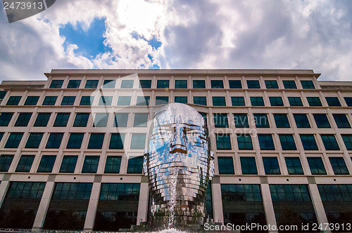 Image of Metalmorphosis Mirror Fountain by, David ?erný