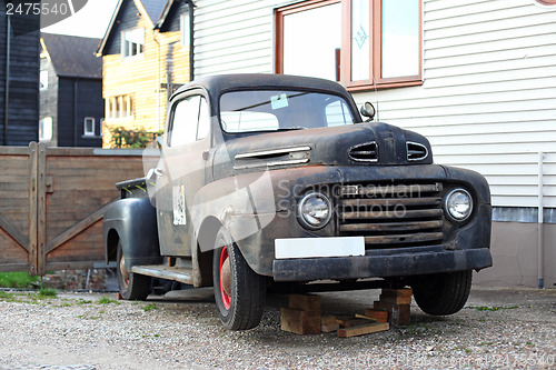 Image of Old pickup truck