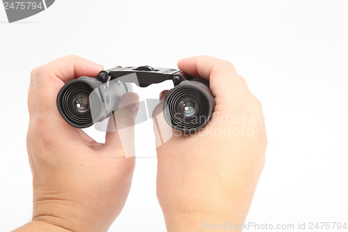 Image of binoculars
