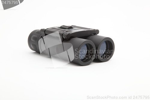 Image of binoculars