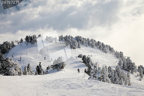 Image of Skiing