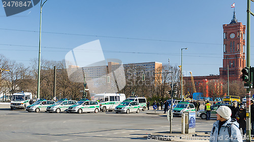 Image of Police cordon on the way opposition demonstration