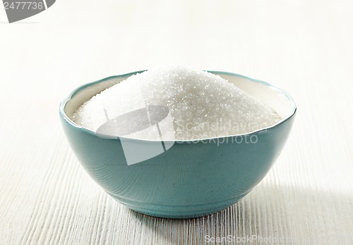 Image of white sugar in a bowl