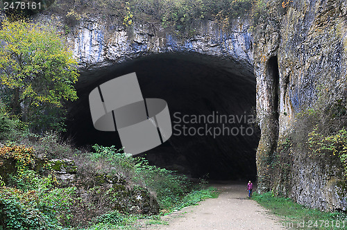 Image of Entrance to Devetashka Cave