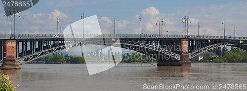 Image of Rhine river in Mainz