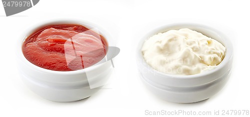 Image of bowls of tomato ketchup and mayonnaise