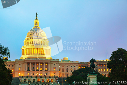 Image of United States Capitol building in Washington, DC