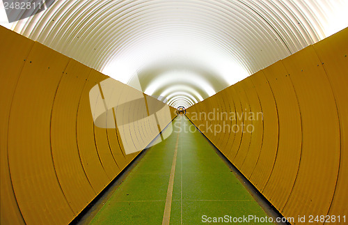 Image of tunnel 