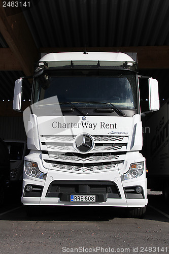 Image of White Mercedes-Benz Actros Truck 