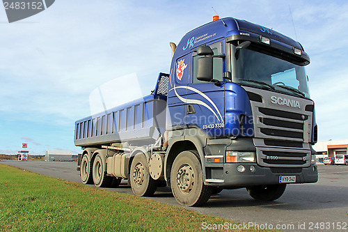 Image of Blue Scania Heavy Duty Truck on a parking lot