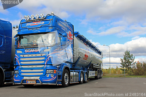 Image of Blue Scania Bulk Transport Truck