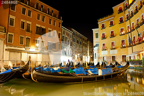 Image of Venice at night