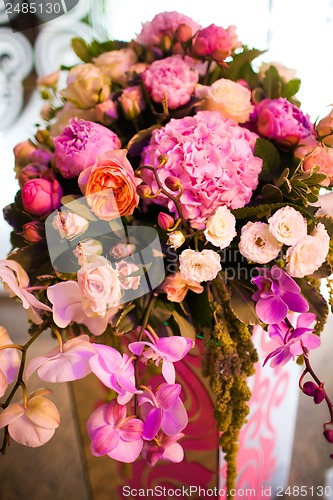 Image of Flowers in a vase