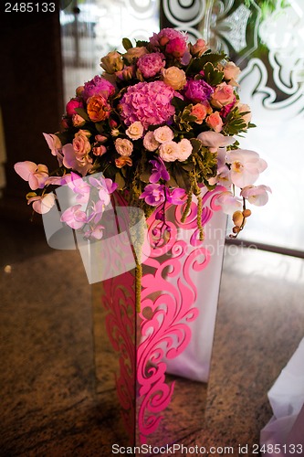 Image of Flowers in a vase