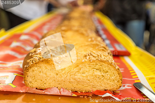 Image of Braided yeast bun   