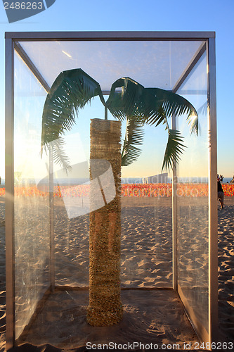 Image of Sculpture by the Sea exhibit at Bondi Australia