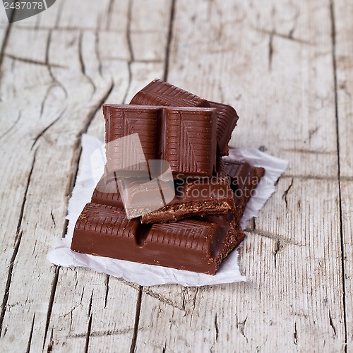 Image of some pieces of chocolate