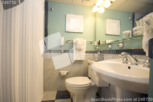 Image of luxury hotel bathroom