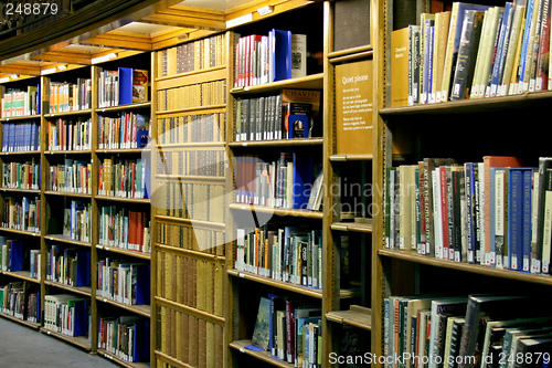 Image of Library shelf