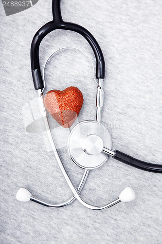 Image of Stethoscope and heart