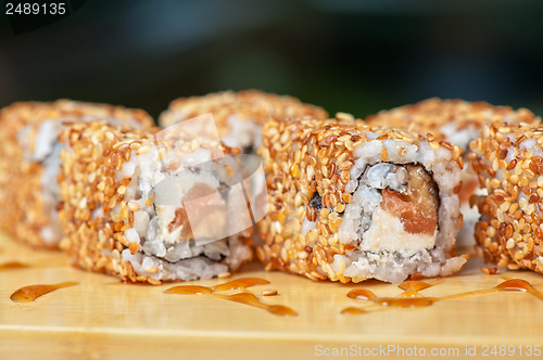 Image of sesame sushi rolls