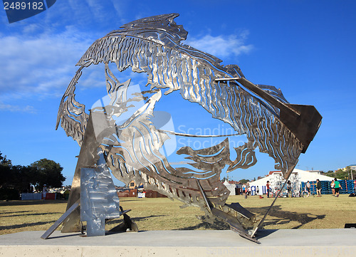 Image of Sculpture by the Sea exhibit at Bondi Australia