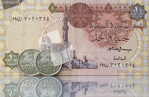 Image of Different money from Egypt