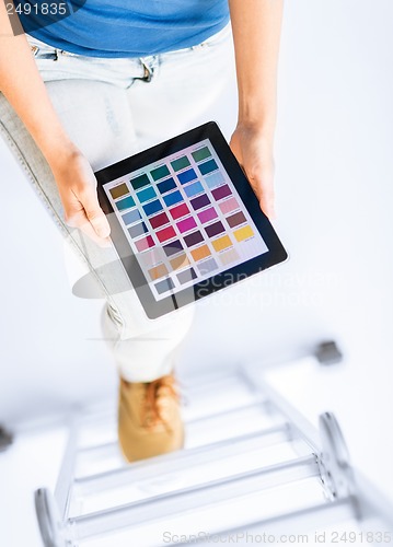 Image of woman working with color sample app