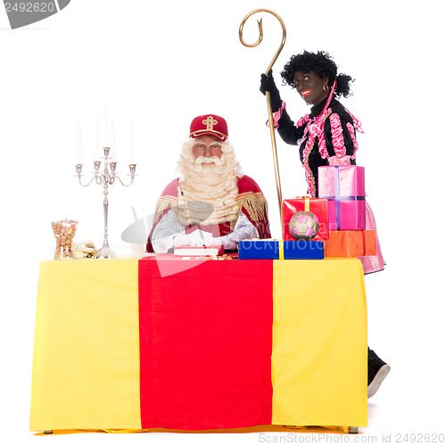 Image of Sinterklaas is working