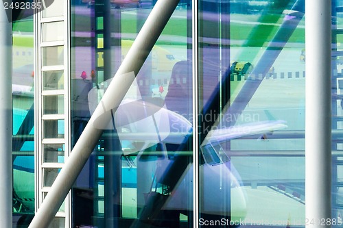 Image of Passengers boarding at the airport