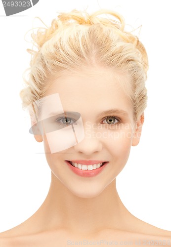 Image of face of beautiful teenage girl