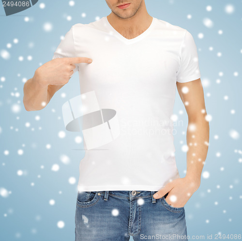 Image of man in blank white t-shirt