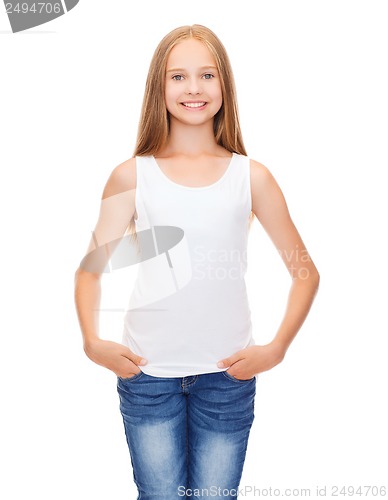 Image of smiling teenage girl in blank white shirt