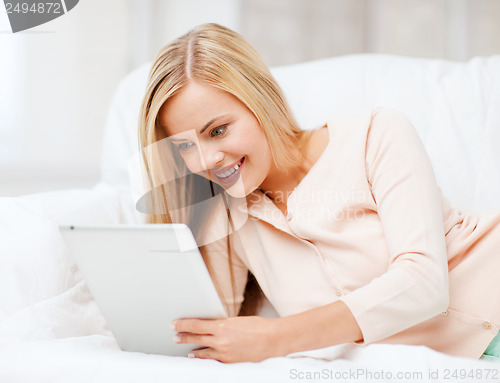 Image of woman with tablet pc