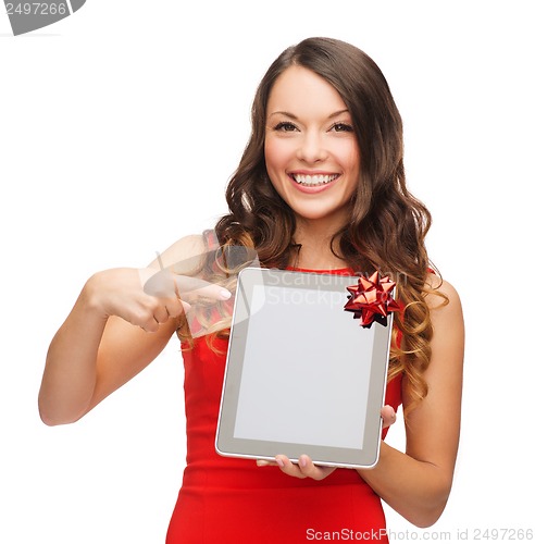 Image of woman with tablet pc