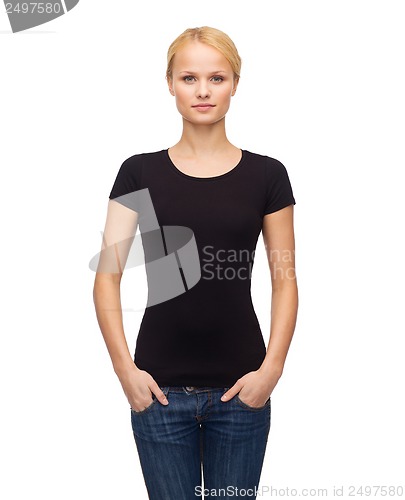 Image of woman in blank black t-shirt