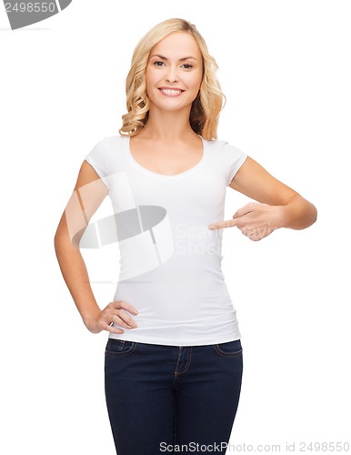 Image of woman in blank white t-shirt
