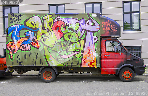 Image of Graffiti car