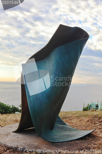 Image of Sculpture by the Sea exhibit at Bondi Australia