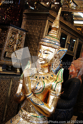 Image of Buddhist statue