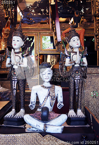 Image of Statues