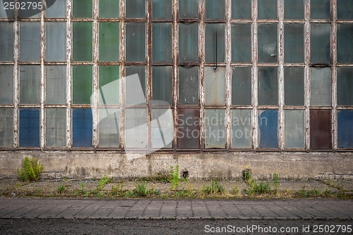 Image of Big windows in the workshop