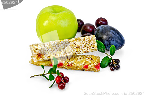 Image of Granola bar with lingonberries and fruit