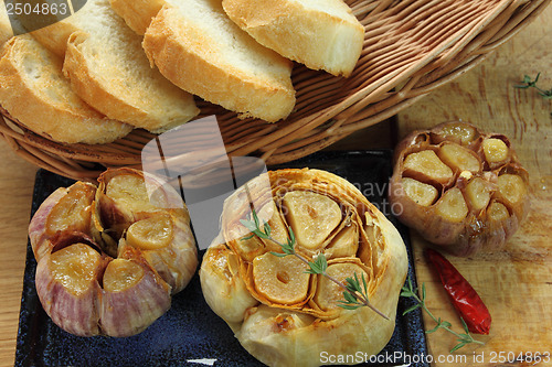 Image of Roasted garlic.