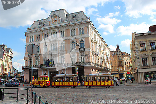 Image of lively street in the central part of Lvov