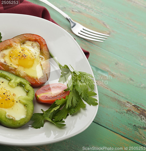 Image of Fried Eggs With Sweet Pepper 