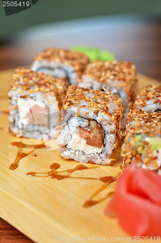 Image of sesame sushi rolls