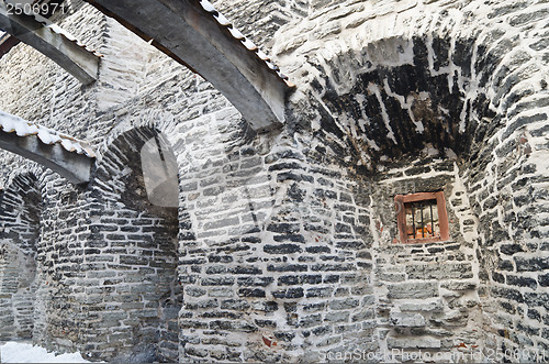 Image of facade of the historic building in Tallinn